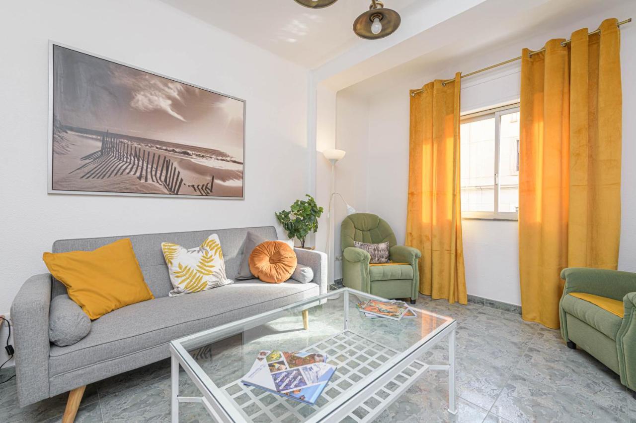 Wintowinrentals Ubicacion Fabulosa, Completo Apartamento Con Parking En El Soho De Malaga Exterior photo