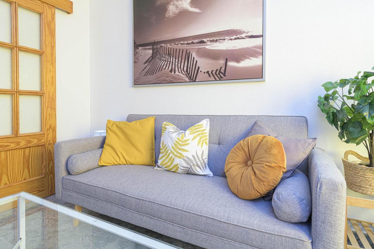Wintowinrentals Ubicacion Fabulosa, Completo Apartamento Con Parking En El Soho De Malaga Exterior photo