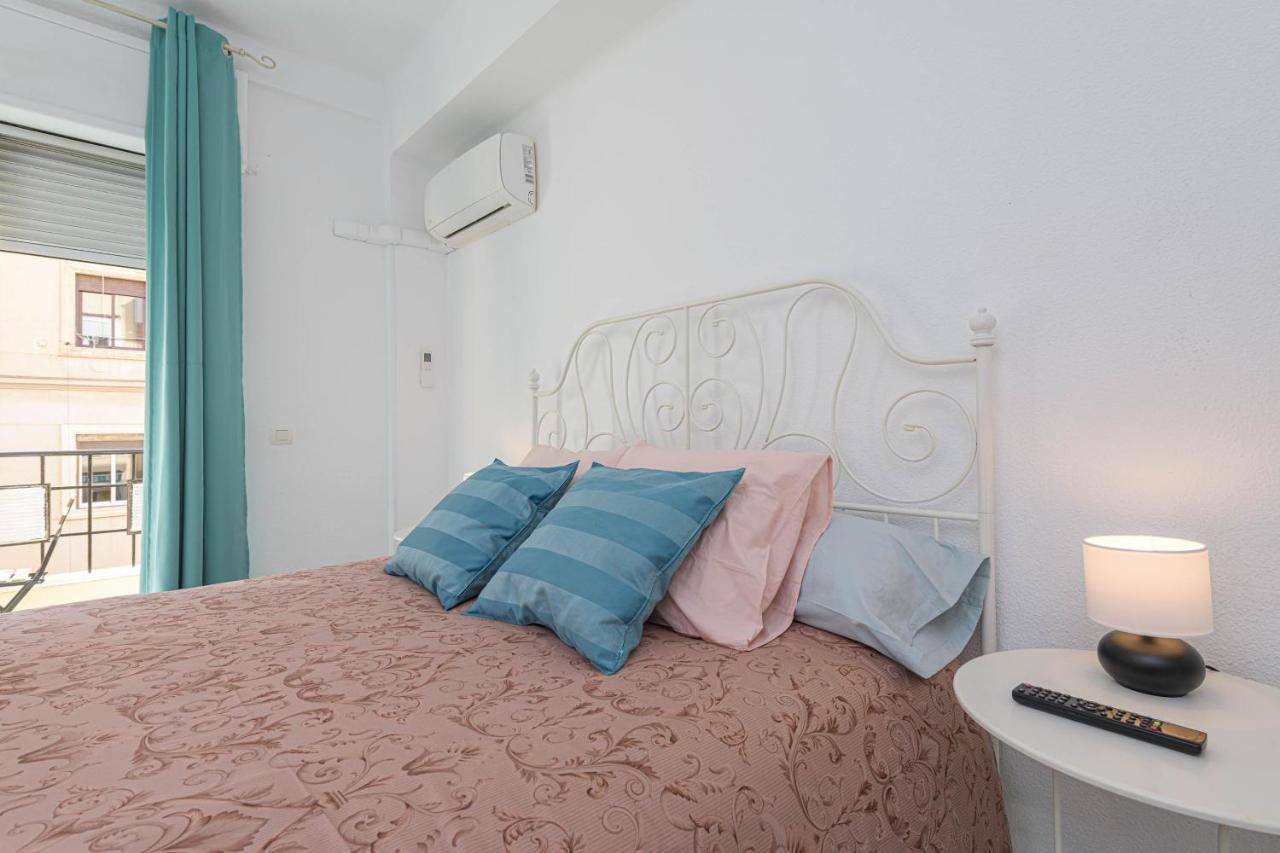 Wintowinrentals Ubicacion Fabulosa, Completo Apartamento Con Parking En El Soho De Malaga Exterior photo