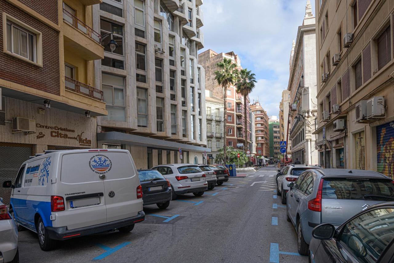 Wintowinrentals Ubicacion Fabulosa, Completo Apartamento Con Parking En El Soho De Malaga Exterior photo